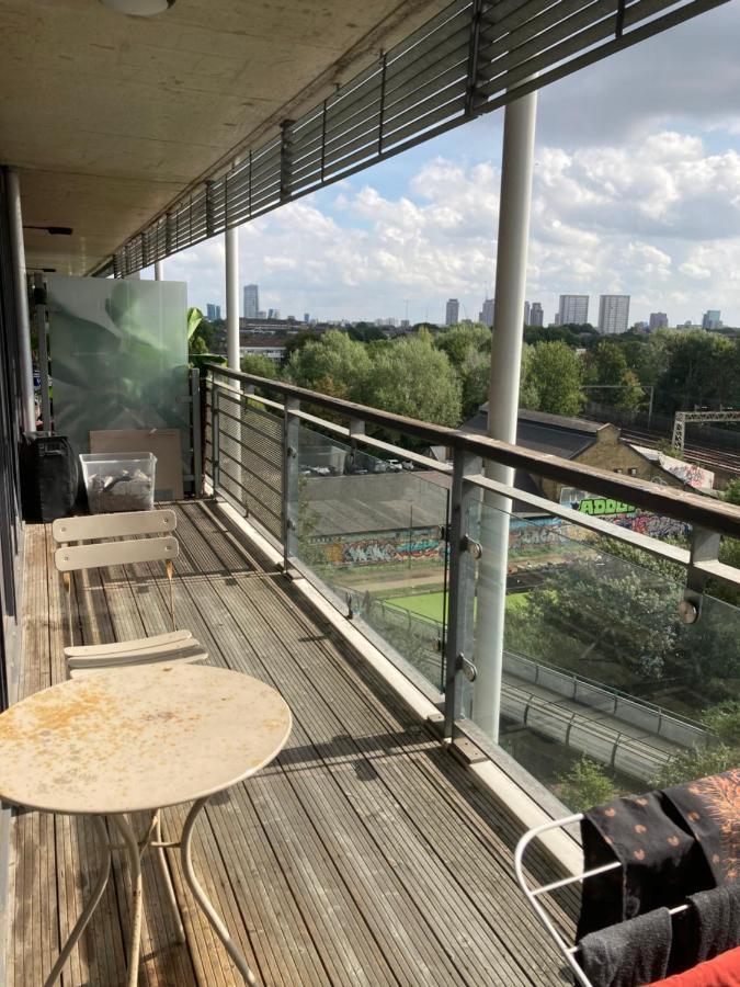 Beautiful With Large Balcony *